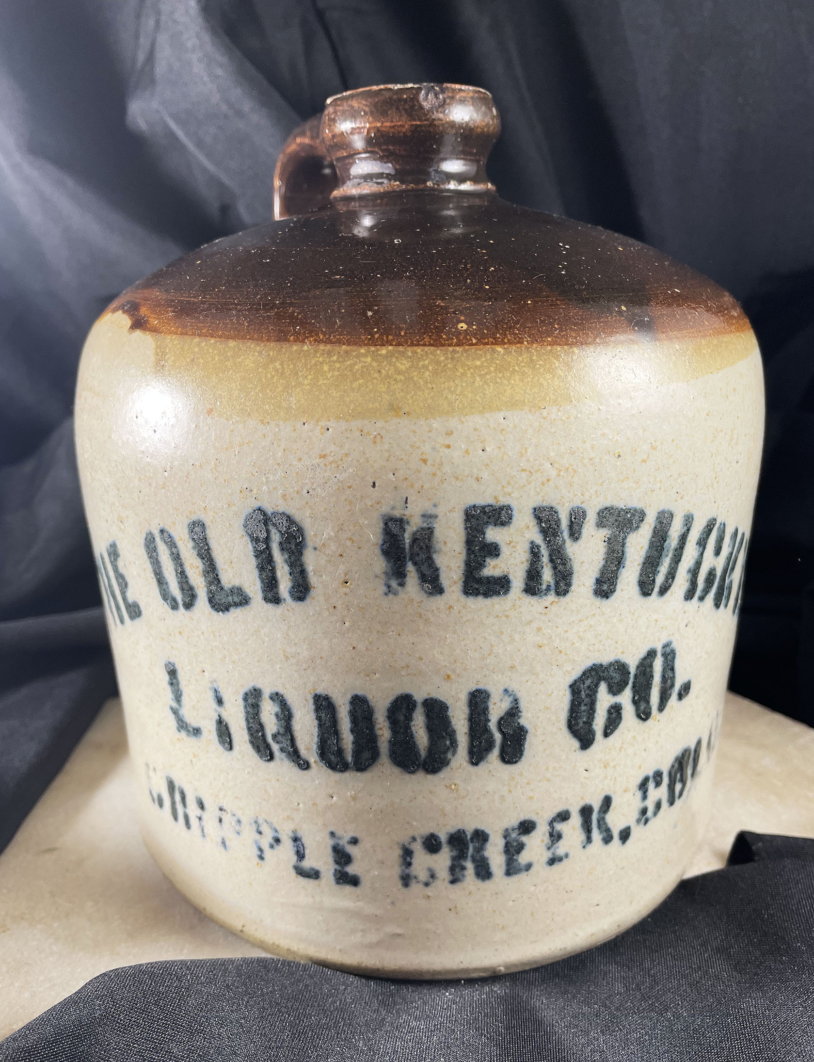 OLD KENTUCKY LIQUOR COMPANY Cripple Creek Colorado saloon whiskey jug 1900